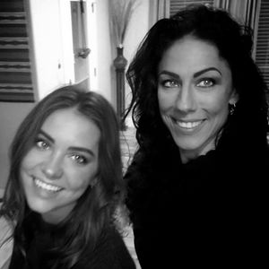 💚NWT High end handbags,dresses, shoes, jackets!🌼